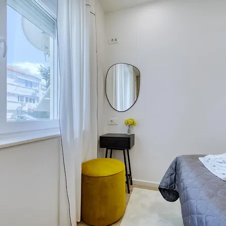 Apartment Sidra *
